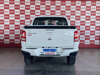 MITSUBISHI L200 CD TRITON SPORT GLS 2.4 T