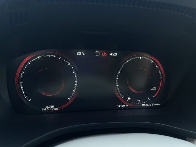VOLVO XC 60 T5 INSCRIPTION 2.0 TB 16